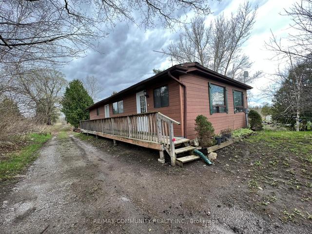 4422 Highway 7, House detached with 3 bedrooms, 2 bathrooms and 5 parking in Kawartha Lakes ON | Image 1
