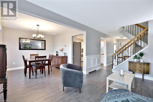 13 - 1550 Grosvenor Street, House semidetached with 3 bedrooms, 1 bathrooms and 2 parking in Oakville ON | Image 10