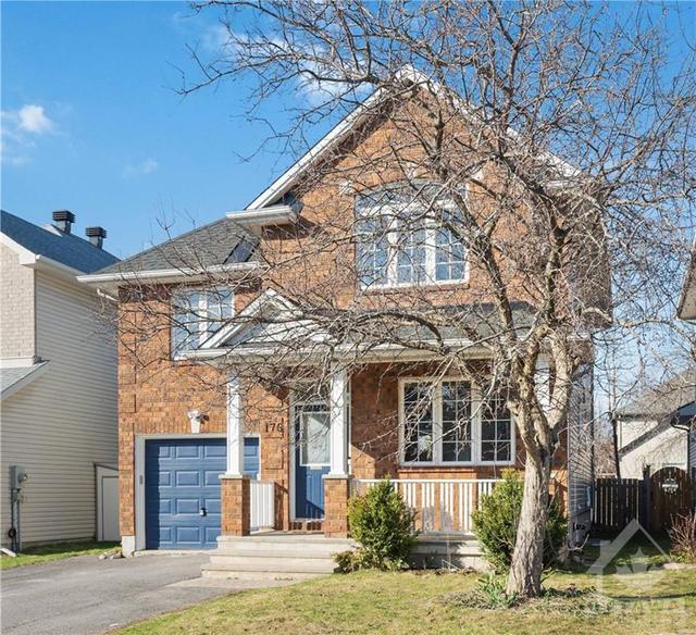 176 Bridlewood Drive, House detached with 4 bedrooms, 3 bathrooms and 5 parking in Ottawa ON | Image 1
