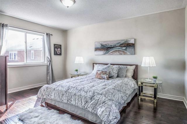 unit 1 - 34 Hiram Johnson Rd, House detached with 3 bedrooms, 3 bathrooms and 2 parking in Whitchurch Stouffville ON | Image 2