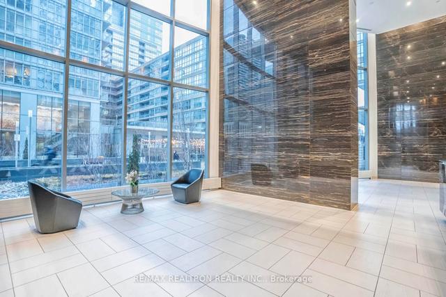 922 - 21 Iceboat Terr, Condo with 0 bedrooms, 1 bathrooms and 0 parking in Toronto ON | Image 12