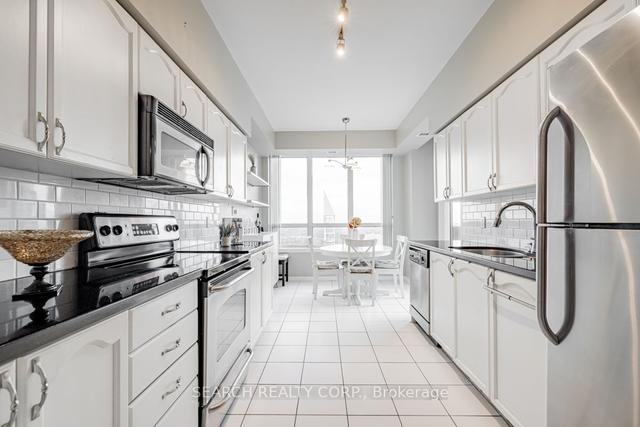 ph202 - 8 Hillcrest Ave, Condo with 3 bedrooms, 3 bathrooms and 1 parking in Toronto ON | Image 5