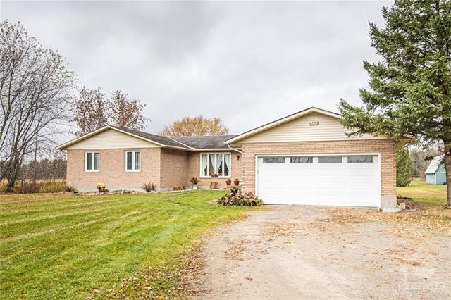 5379 Gabert Road, House detached with 3 bedrooms, 3 bathrooms and 10 parking in Ottawa ON | Card Image