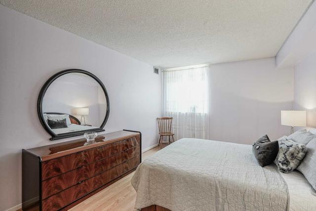 201 - 15 Sewells Rd, Condo with 2 bedrooms, 1 bathrooms and 1 parking in Toronto ON | Image 9