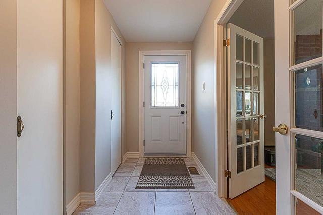 16 Duntroon Cres, House detached with 3 bedrooms, 2 bathrooms and 3 parking in Toronto ON | Image 34