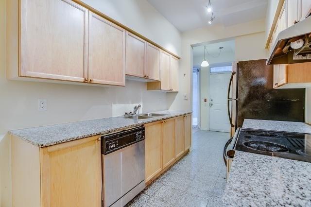 360 - 32 Stadium Rd, Townhouse with 2 bedrooms, 2 bathrooms and 1 parking in Toronto ON | Image 10