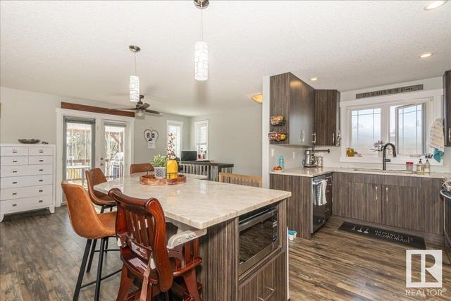 1148 77 St Nw, House detached with 5 bedrooms, 2 bathrooms and 6 parking in Edmonton AB | Image 11