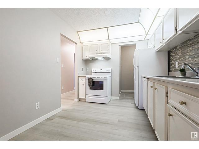 17227 92 Av Nw, House attached with 2 bedrooms, 1 bathrooms and 1 parking in Edmonton AB | Image 13