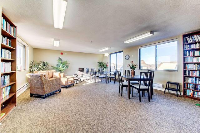 211 - 102 Bronte Rd, Condo with 2 bedrooms, 2 bathrooms and 1 parking in Oakville ON | Image 20