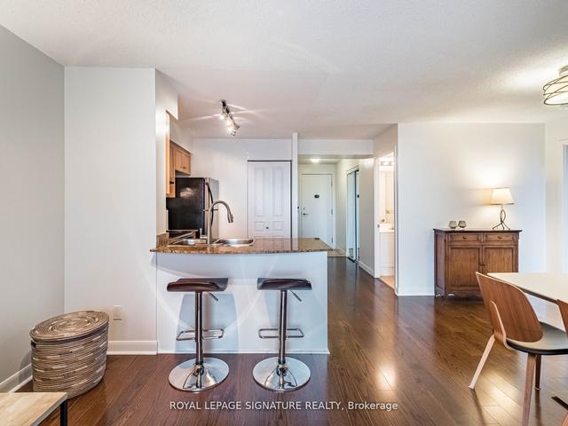 1107 - 323 Richmond St E, Condo with 2 bedrooms, 2 bathrooms and 1 parking in Toronto ON | Image 6