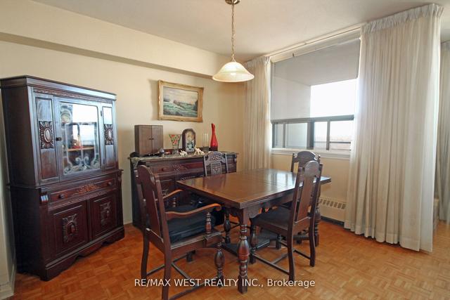 1109 - 451 The West Mall, Condo with 2 bedrooms, 1 bathrooms and 1 parking in Toronto ON | Image 24