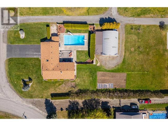 194 Deste Road, House detached with 4 bedrooms, 2 bathrooms and null parking in Lillooet BC | Image 4