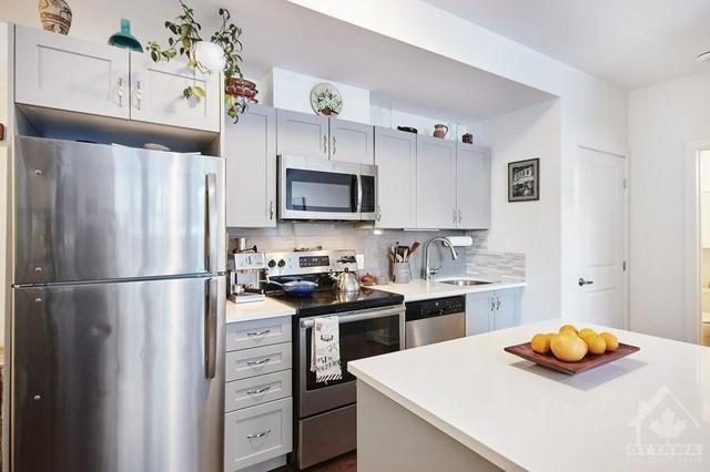 002 - 315 Terravita Private, Condo with 2 bedrooms, 1 bathrooms and 1 parking in Ottawa ON | Image 14