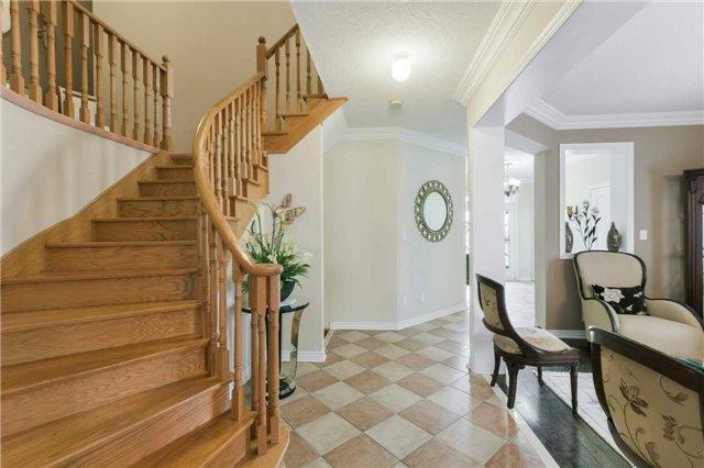 1 Timberwolf Rd, House detached with 4 bedrooms, 3 bathrooms and 6 parking in Brampton ON | Image 4