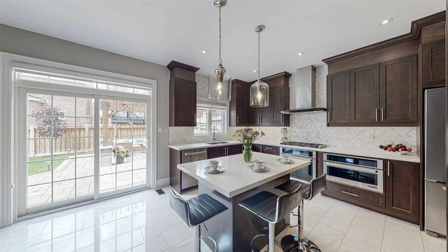 1280 Harrington St, House detached with 4 bedrooms, 5 bathrooms and 6 parking in Innisfil ON | Image 2