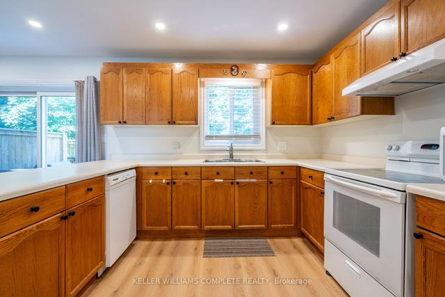 9 - 275 Pelham Rd, Townhouse with 3 bedrooms, 2 bathrooms and 1 parking in St. Catharines ON | Image 7