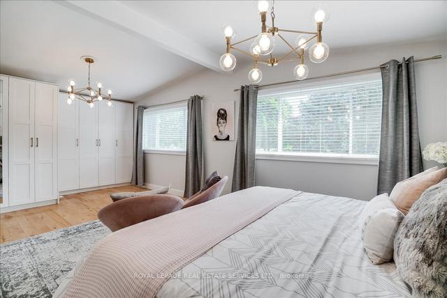 36 West 32nd St, House detached with 3 bedrooms, 3 bathrooms and 6 parking in Hamilton ON | Image 14