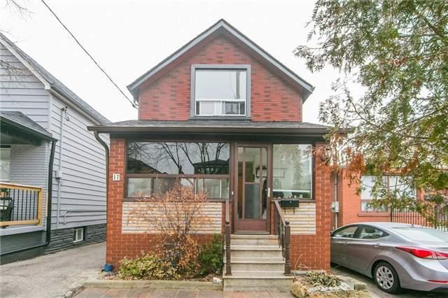 17 Ashbury Ave, House detached with 3 bedrooms, 3 bathrooms and 4 parking in Toronto ON | Image 1