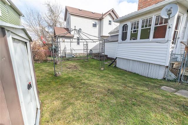 84 Pearl Street W, Home with 0 bedrooms, 0 bathrooms and 4 parking in Brockville ON | Image 24