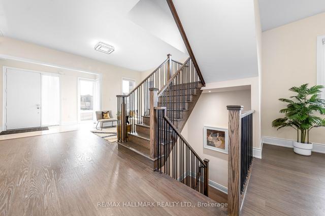 110 Conklin Cres, House detached with 4 bedrooms, 4 bathrooms and 4 parking in Aurora ON | Image 14