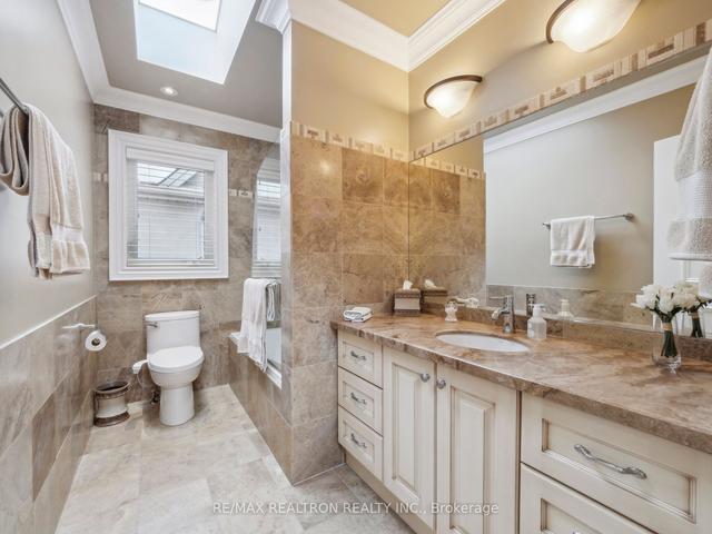 412 Deloraine Ave, House detached with 3 bedrooms, 4 bathrooms and 3 parking in Toronto ON | Image 17