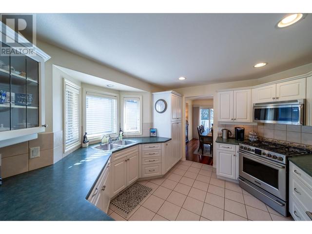 3973 Gallaghers Circle, House detached with 3 bedrooms, 3 bathrooms and 4 parking in Kelowna BC | Image 22