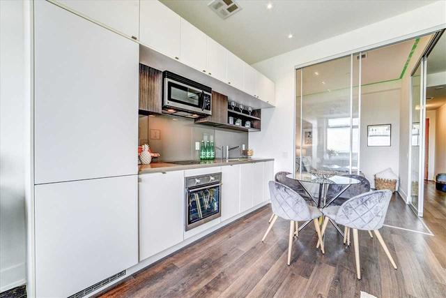 1523 - 111 St Clair Ave W, Condo with 1 bedrooms, 1 bathrooms and 0 parking in Toronto ON | Image 17