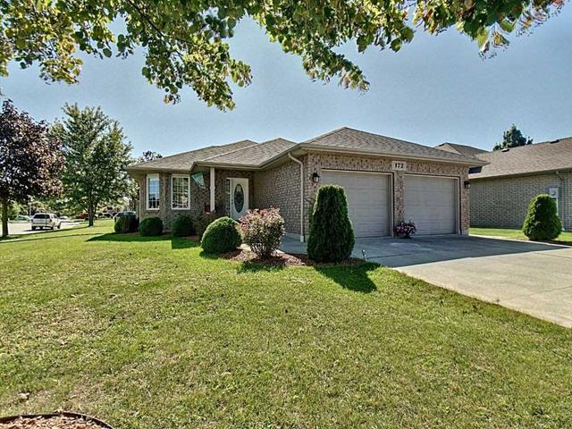 172 Sturgeon Meadows Ave, House detached with 3 bedrooms, 3 bathrooms and 6 parking in Leamington ON | Image 1