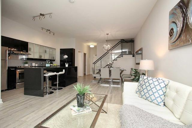th6 - 33 Singer Crt, Townhouse with 2 bedrooms, 3 bathrooms and 1 parking in Toronto ON | Image 37
