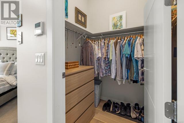 2nd Primary walk-in closet | Image 23