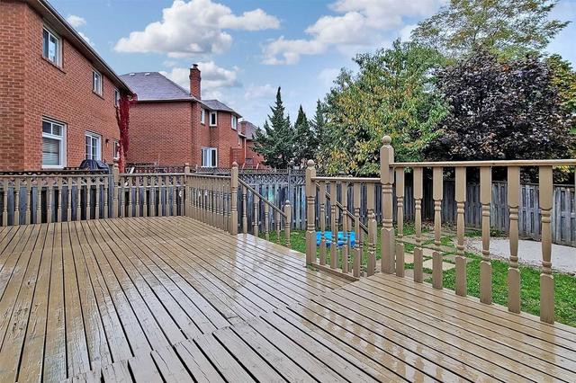 357 Wendron Cres, House detached with 4 bedrooms, 6 bathrooms and 6 parking in Mississauga ON | Image 24