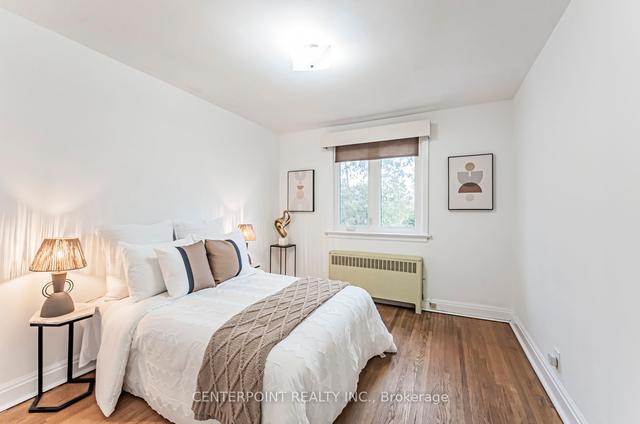 6 Rolph Rd, House detached with 3 bedrooms, 2 bathrooms and 3 parking in Toronto ON | Image 6