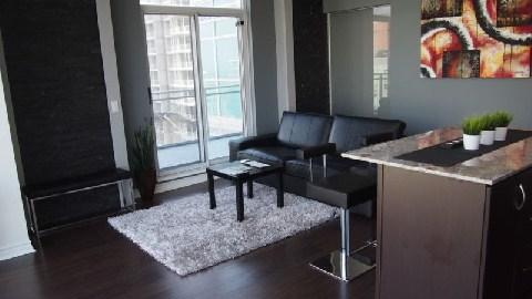 uph02 - 100 Western Battery Rd, Condo with 2 bedrooms, 1 bathrooms and 1 parking in Toronto ON | Image 2