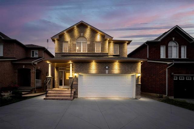 7529 Doverwood Dr, House detached with 4 bedrooms, 4 bathrooms and 6 parking in Mississauga ON | Image 1