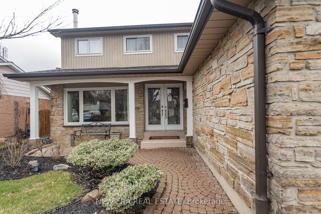 9 Slater Cres, House detached with 4 bedrooms, 4 bathrooms and 4 parking in Ajax ON | Image 12