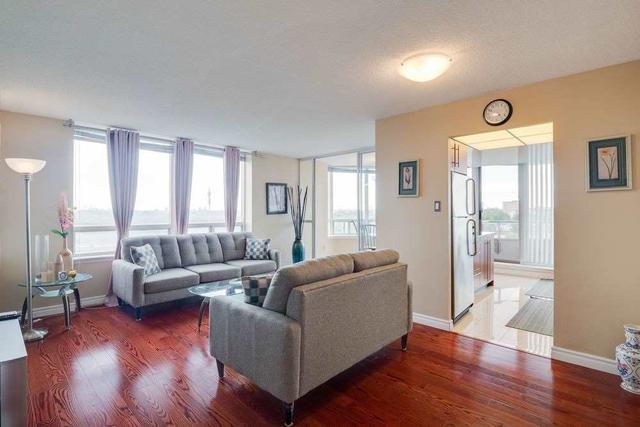 781 - 1 Greystone Walk Dr, Condo with 2 bedrooms, 2 bathrooms and 1 parking in Toronto ON | Image 4