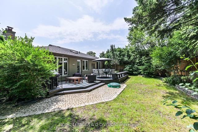 2 Blackdown Cres, House detached with 3 bedrooms, 3 bathrooms and 6 parking in Toronto ON | Image 28