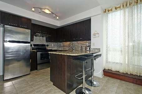 lph7 - 509 Beecroft Rd, Condo with 2 bedrooms, 2 bathrooms and 2 parking in Toronto ON | Image 4