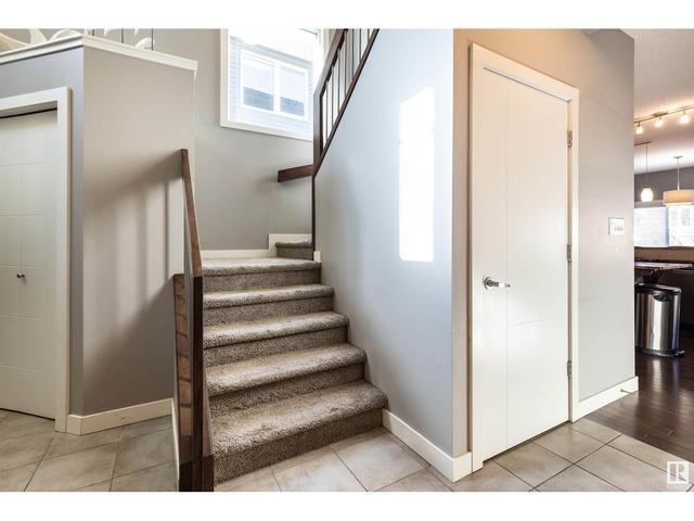 8632 217 St Nw, House detached with 3 bedrooms, 2 bathrooms and null parking in Edmonton AB | Image 4