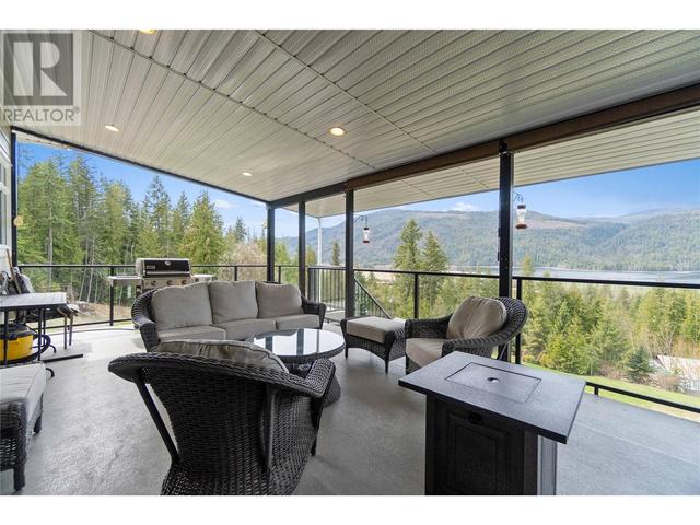8097 Seed Road, House detached with 5 bedrooms, 4 bathrooms and 4 parking in North Okanagan F BC | Image 29