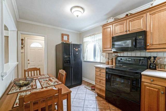 90 Delma Dr, House detached with 3 bedrooms, 1 bathrooms and 4 parking in Toronto ON | Image 38