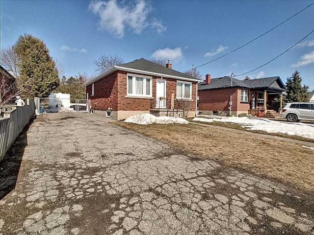 128 Stewart Ave, House detached with 2 bedrooms, 2 bathrooms and 3 parking in Cambridge ON | Image 21