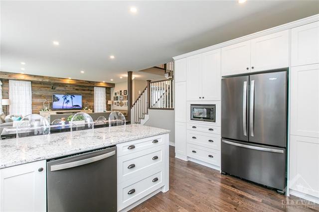 512 Ponthieu Circle, House detached with 5 bedrooms, 5 bathrooms and 6 parking in Ottawa ON | Image 14
