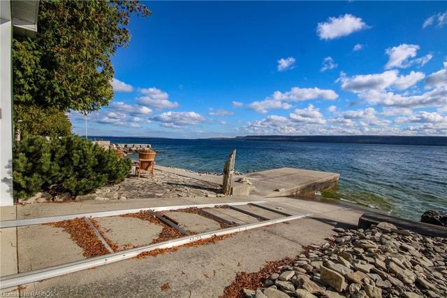 420 Mallory Beach Road, House detached with 4 bedrooms, 3 bathrooms and 6 parking in South Bruce Peninsula ON | Image 41