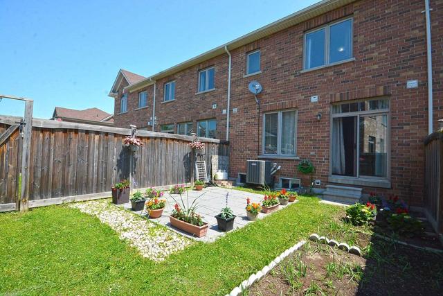 164 Duncan Lane, House attached with 3 bedrooms, 3 bathrooms and 4 parking in Milton ON | Image 17