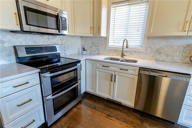 Stainless appliances included | Image 8