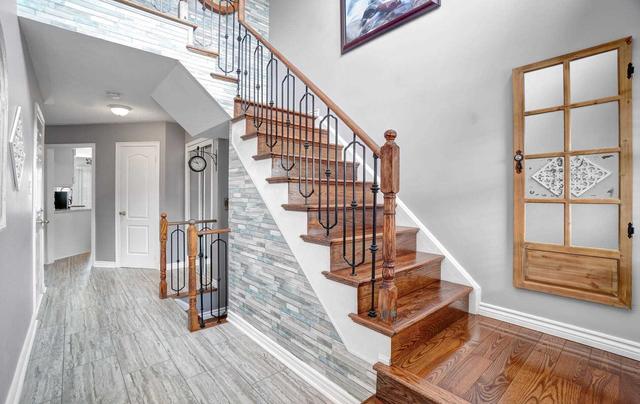 152 Candlebrook Dr, House semidetached with 3 bedrooms, 3 bathrooms and 2 parking in Whitby ON | Image 26