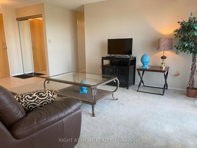 606 - 30 Blue Springs Dr, Condo with 2 bedrooms, 2 bathrooms and 1 parking in Waterloo ON | Image 37