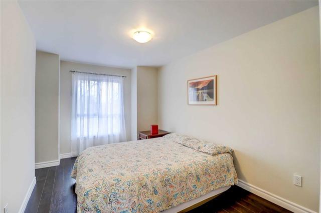 6 - 1180 Sandhurst Circ E, Townhouse with 3 bedrooms, 2 bathrooms and 2 parking in Toronto ON | Image 8