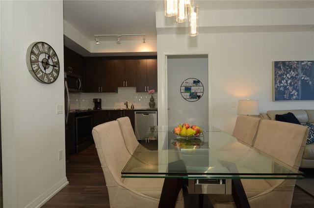 256 - 60 Ann O'reilly Rd, Condo with 2 bedrooms, 2 bathrooms and 1 parking in Toronto ON | Image 6